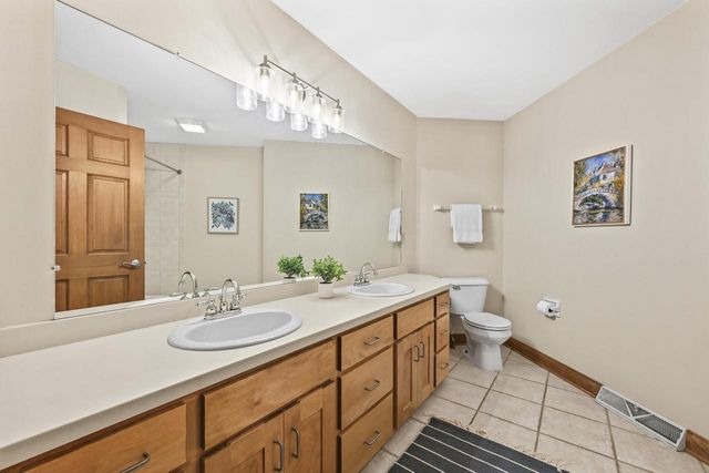 N56W27072 Lisbon ROAD, Lisbon, WI 53089