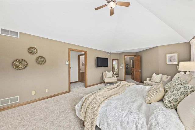 N56W27072 Lisbon ROAD, Lisbon, WI 53089