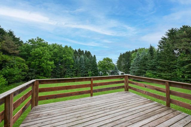 N56W27072 Lisbon ROAD, Lisbon, WI 53089
