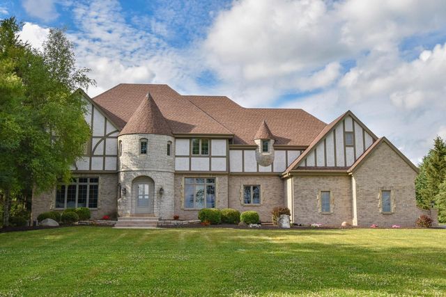 N56W27072 Lisbon ROAD, Lisbon, WI 53089
