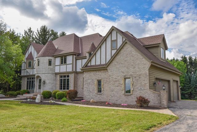 N56W27072 Lisbon ROAD, Lisbon, WI 53089