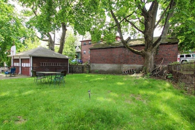 10 Hunnewell Ave 10, Boston, MA 02135