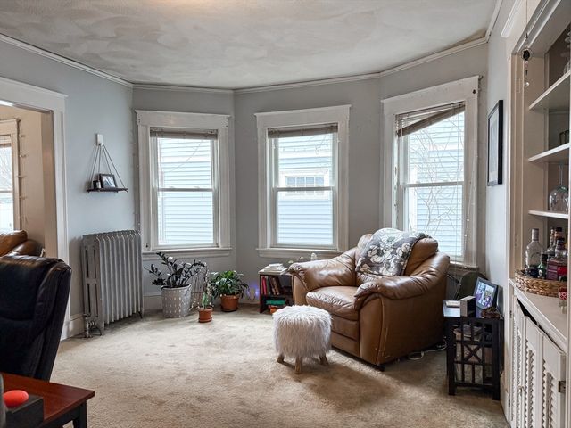 10 Hunnewell Ave 10, Boston, MA 02135