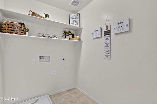 14231 W EVANS Drive, Surprise, AZ 85379
