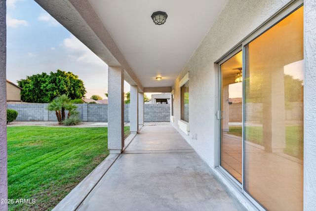 14231 W EVANS Drive, Surprise, AZ 85379