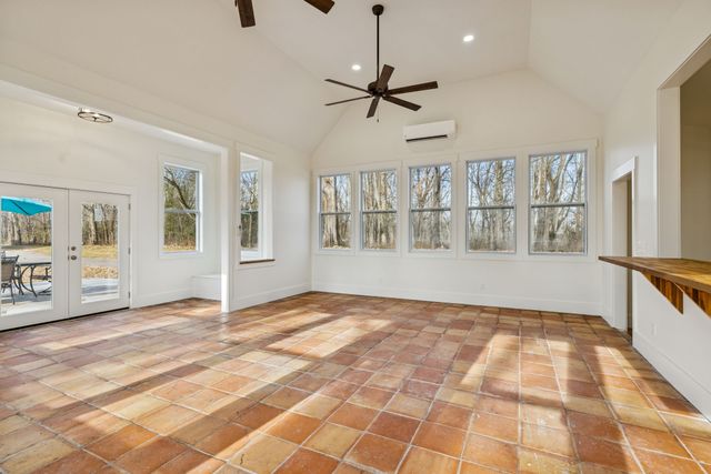 6633 Pinkston Rd, College Grove, TN 37046