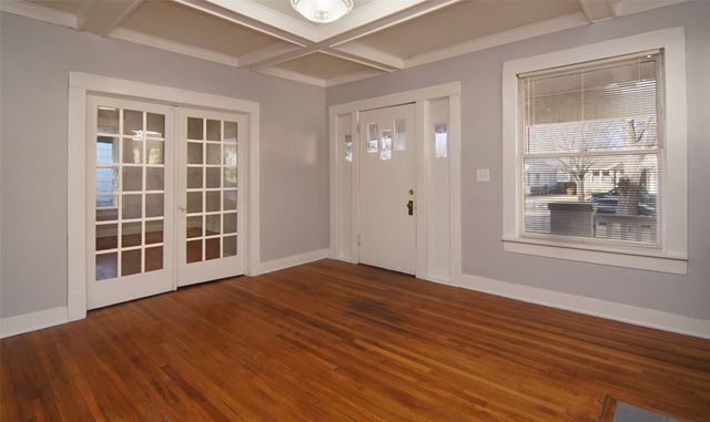 2121 Fairmount Avenue, Fort Worth, TX 76110