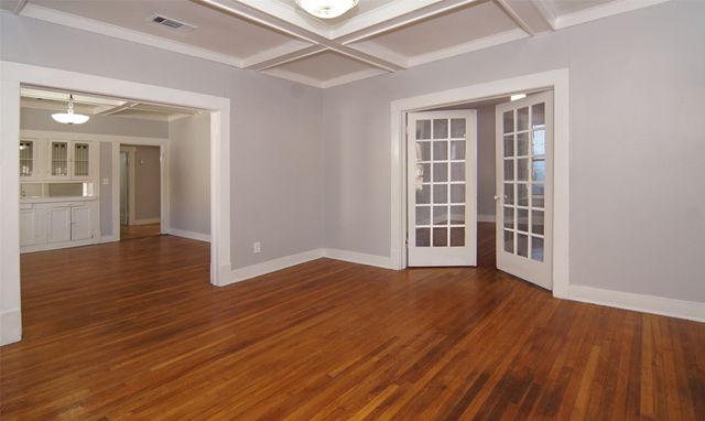 2121 Fairmount Avenue, Fort Worth, TX 76110