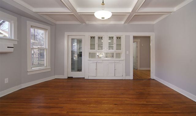 2121 Fairmount Avenue, Fort Worth, TX 76110