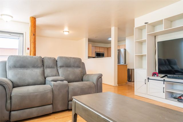 6389 Jaguar Drive, Santa Fe, NM 87507