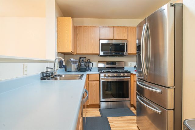 6389 Jaguar Drive, Santa Fe, NM 87507