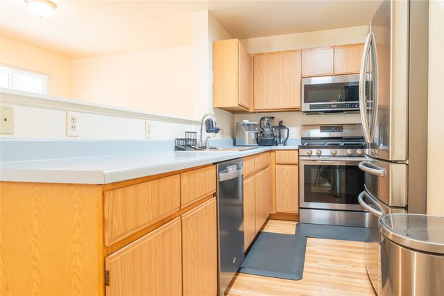 6389 Jaguar Drive, Santa Fe, NM 87507