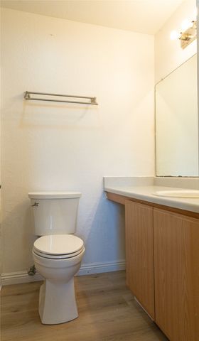 6389 Jaguar Drive, Santa Fe, NM 87507