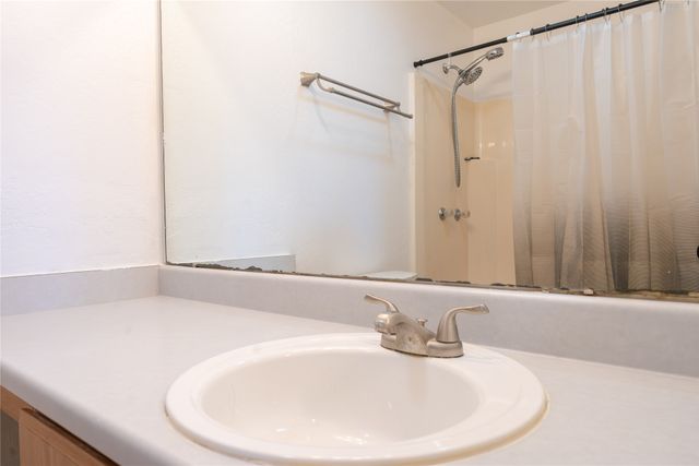 6389 Jaguar Drive, Santa Fe, NM 87507