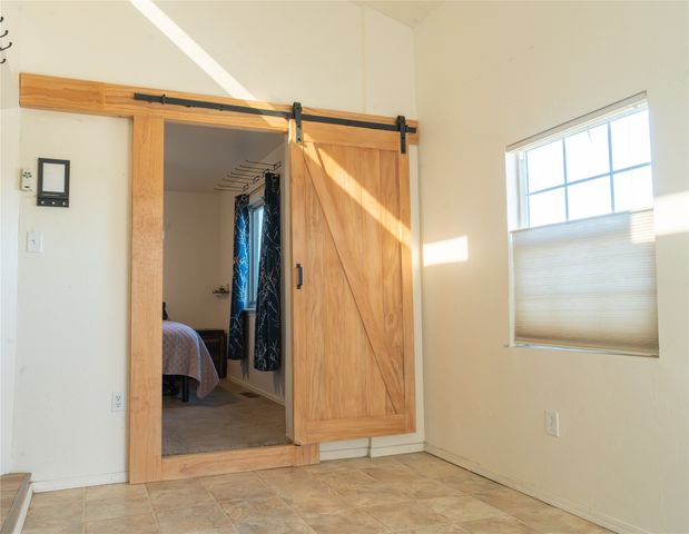 6389 Jaguar Drive, Santa Fe, NM 87507