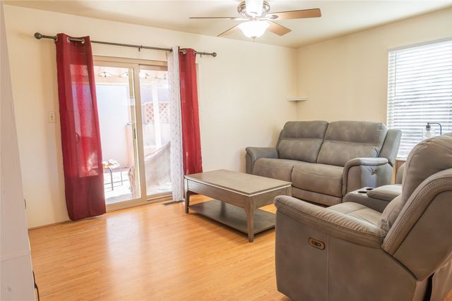 6389 Jaguar Drive, Santa Fe, NM 87507