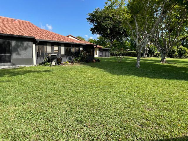 10938 Roebelini Palm Court B, Boynton Beach, FL 33437