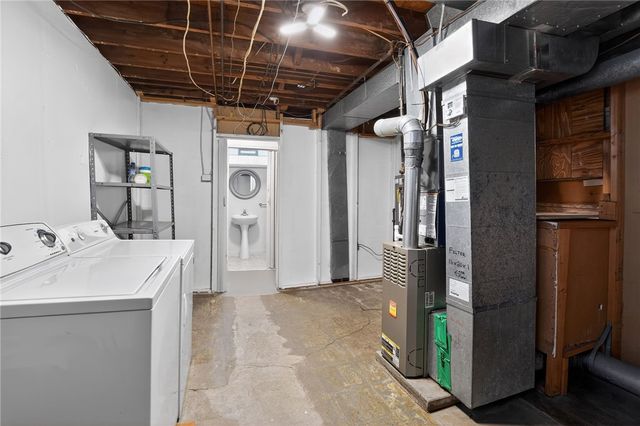 3341 Recker Dr, Baldwin Boro, PA 15227