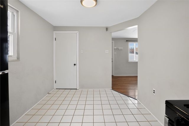 3341 Recker Dr, Baldwin Boro, PA 15227