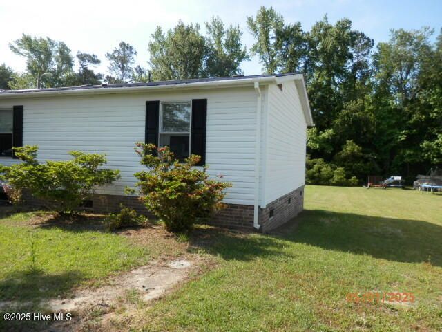 300 King Arthur Drive, Whiteville, NC 28472