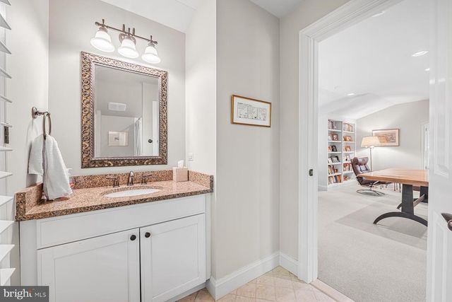 7200 FAIRFAX RD, Bethesda, MD 20814