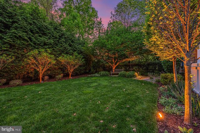 7200 FAIRFAX RD, Bethesda, MD 20814
