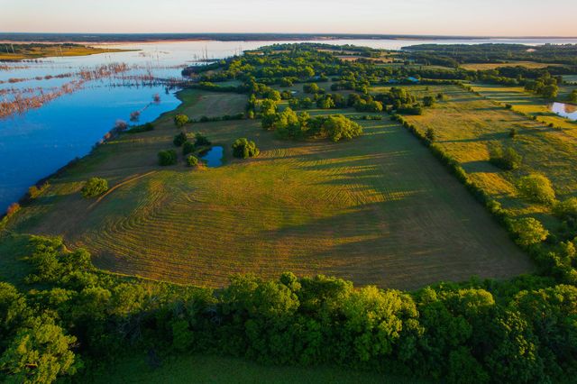 2000 County Road 2950, Dodd City, TX 75438