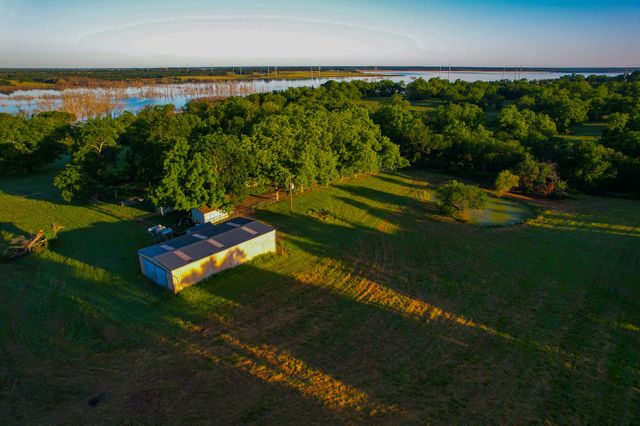 2000 County Road 2950, Dodd City, TX 75438