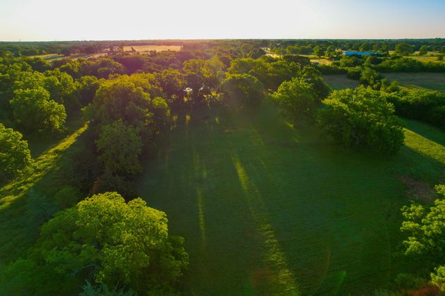 2000 County Road 2950, Dodd City, TX 75438
