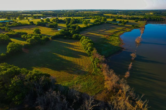 2000 County Road 2950, Dodd City, TX 75438