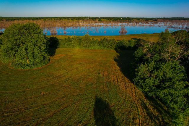 2000 County Road 2950, Dodd City, TX 75438