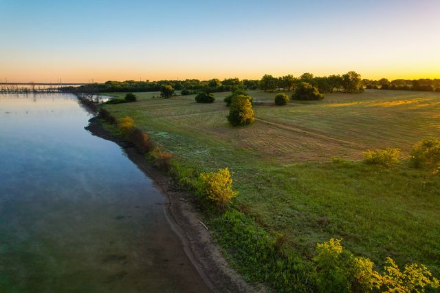 2000 County Road 2950, Dodd City, TX 75438