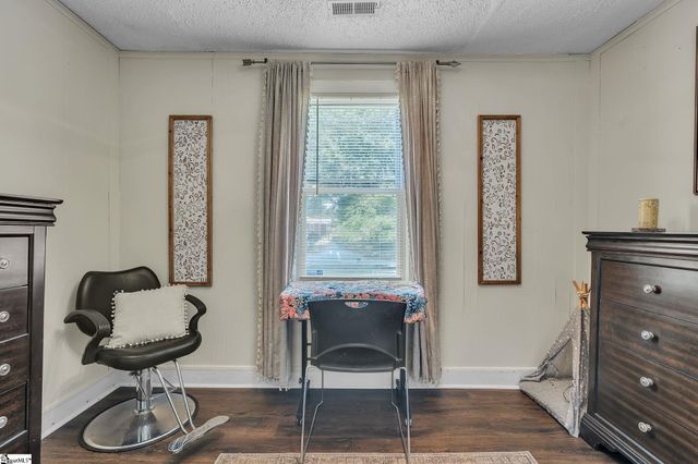841 S Florida Avenue, Greenville, SC 29611