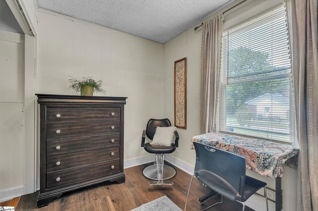 841 S Florida Avenue, Greenville, SC 29611
