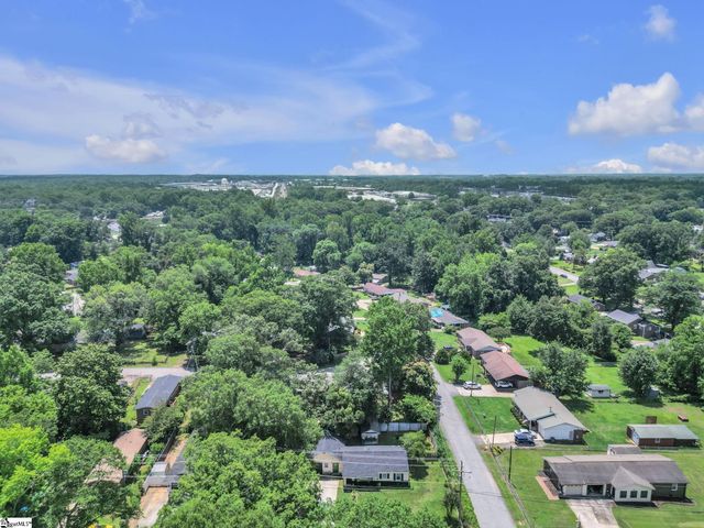 841 S Florida Avenue, Greenville, SC 29611