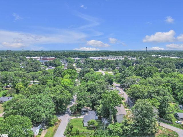 841 S Florida Avenue, Greenville, SC 29611