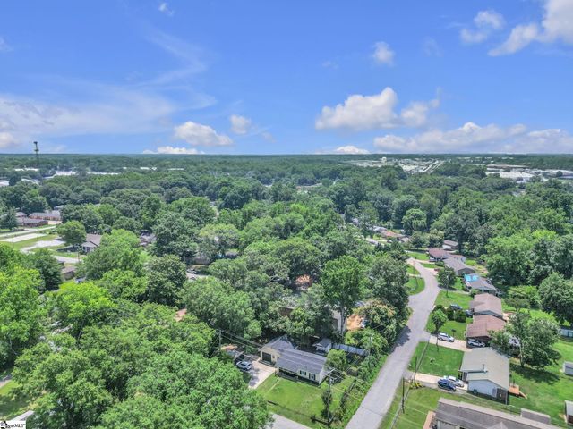 841 S Florida Avenue, Greenville, SC 29611