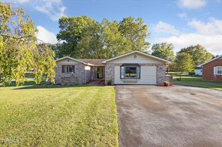 876 Northeast Edgemont North Street, Abingdon, VA 24210