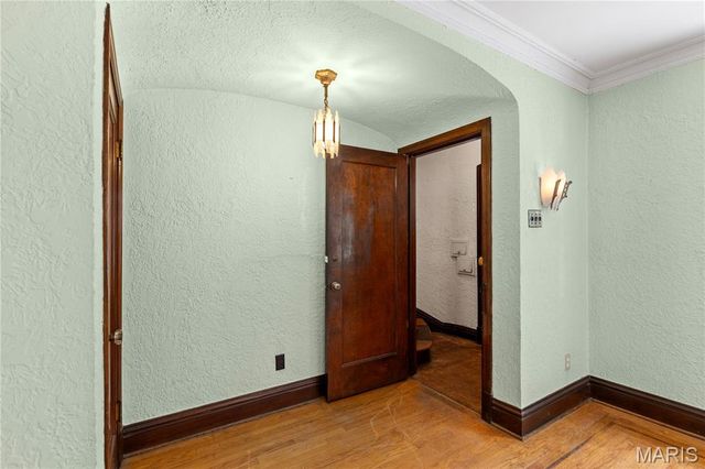 7257 Amherst Avenue, University City, MO 63130