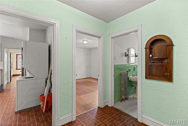 7257 Amherst Avenue, University City, MO 63130