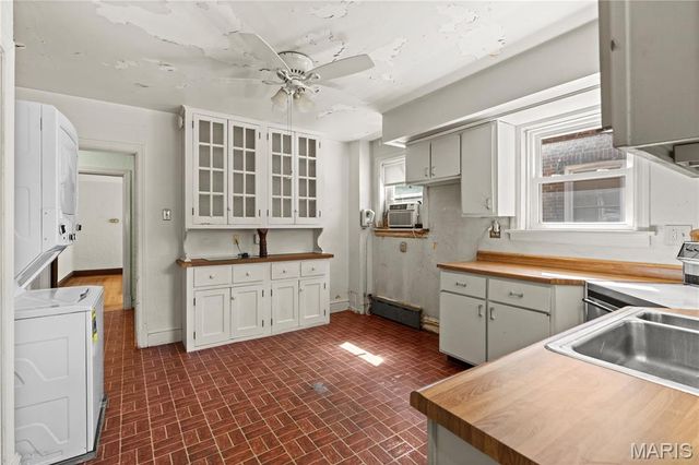 7257 Amherst Avenue, University City, MO 63130