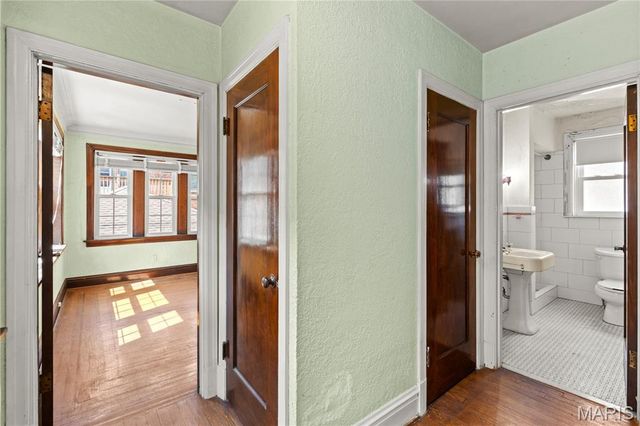 7257 Amherst Avenue, University City, MO 63130