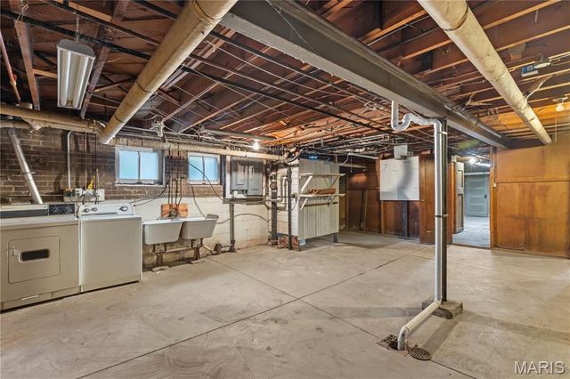 7257 Amherst Avenue, University City, MO 63130