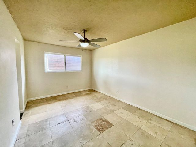 2211 Bonita Way, Baytown, TX 77520