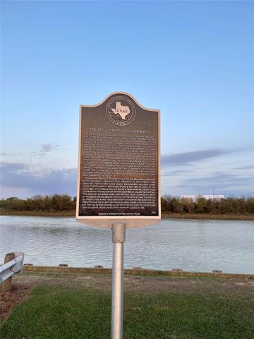 2211 Bonita Way, Baytown, TX 77520