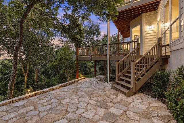 6213 Edwards Mountain CV, Austin, TX 78731