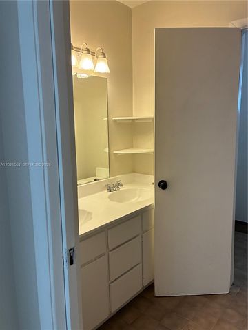 10881 SW 24th Terrace 10881, Miami, FL 33165