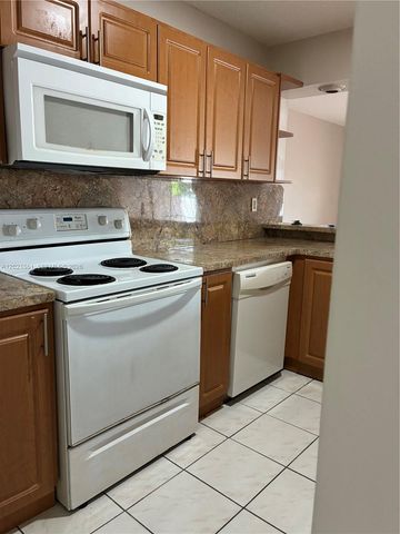 10881 SW 24th Terrace 10881, Miami, FL 33165