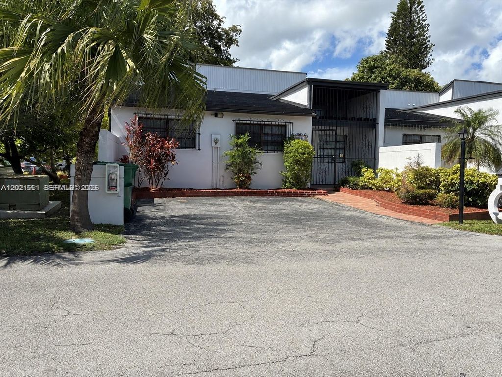 10881 SW 24th Terrace 10881, Miami, FL 33165