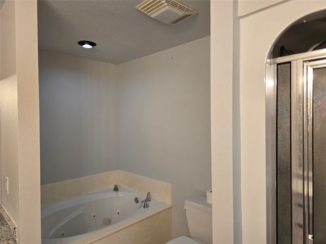 601 Preston Glen, Gunter, TX 75058